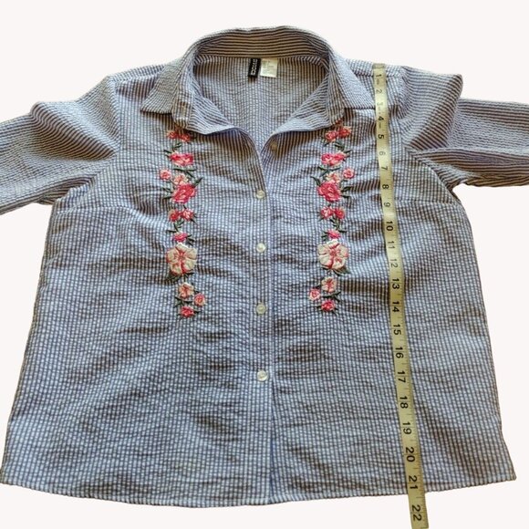 Divided Top 4 Button Up Striped Floral Coastal - Picture 6 of 14